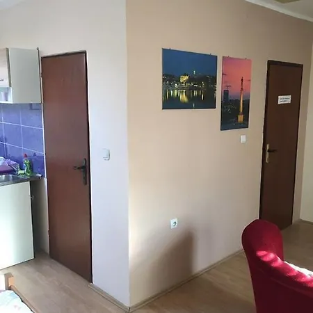Guest house N